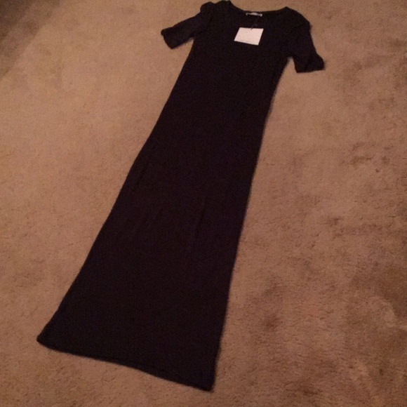 Zara Trafaluc ribbed midi SHORT SLEEVE black dress - Picture 2 of 6